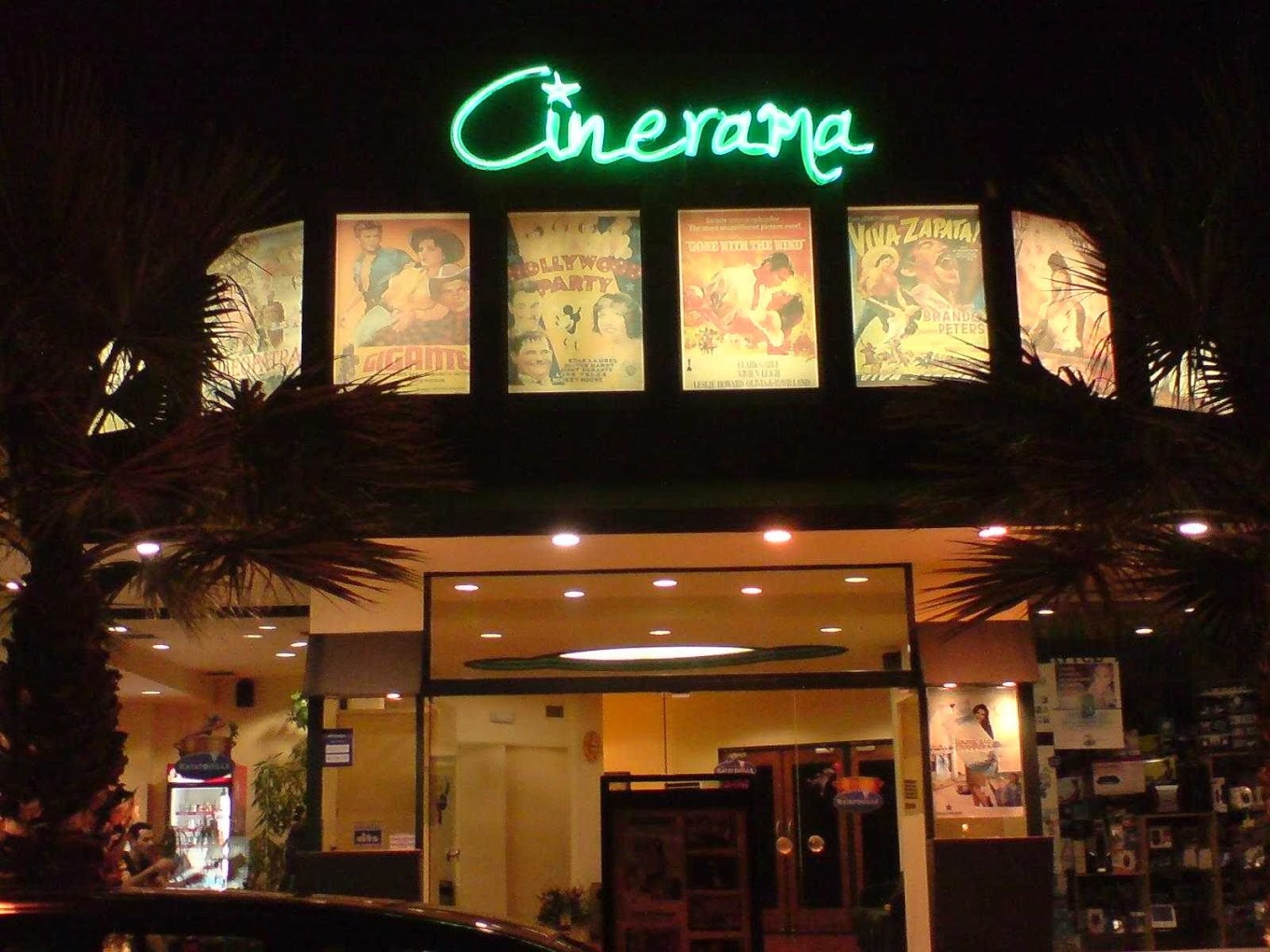 Προβολή στο Cinerama Digital Cinema στο Παλαίο Φάληρο από 19/5.